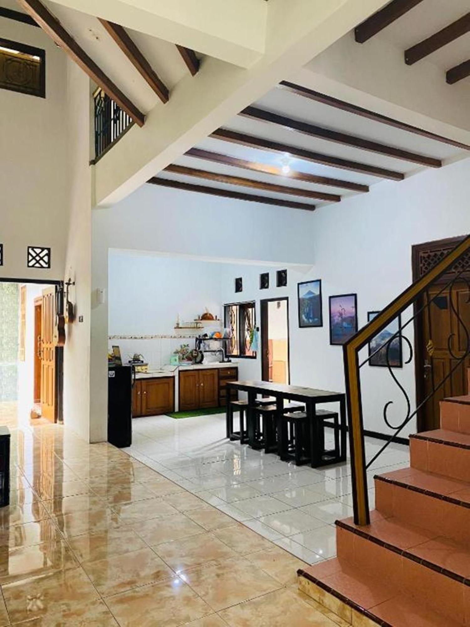Zzz Hostel Ijen Banyuwangi  Bagian luar foto